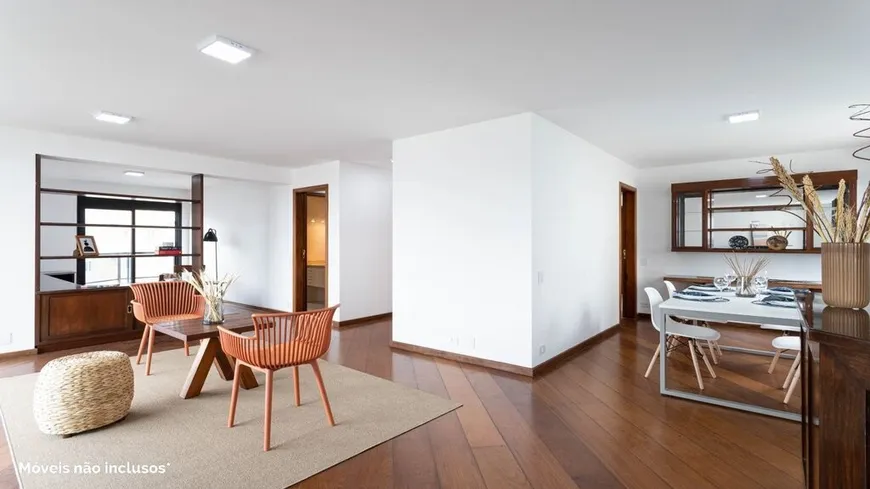 Foto 1 de Apartamento com 3 Quartos à venda, 184m² em Aclimação, São Paulo