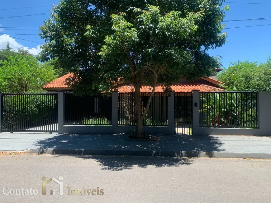 Foto 1 de Casa com 3 Quartos para alugar, 141m² em Jardim dos Pinheiros, Atibaia