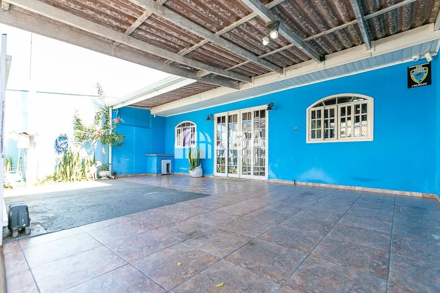 Foto 1 de Casa com 3 Quartos à venda, 72m² em Ganchinho, Curitiba