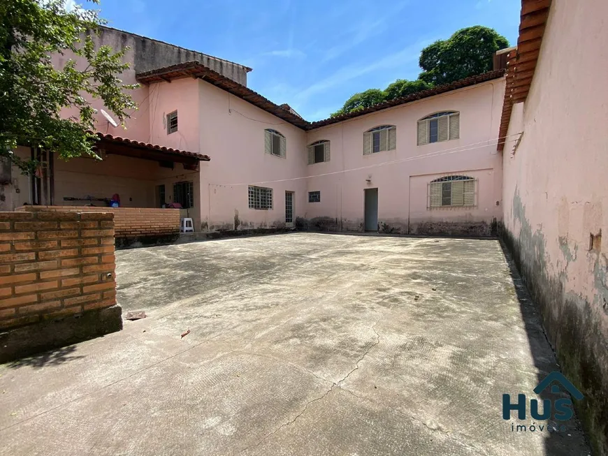 Foto 1 de Casa com 5 Quartos à venda, 185m² em Santa Rosa, Belo Horizonte