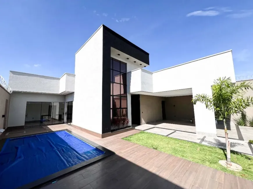 Foto 1 de Casa com 3 Quartos à venda, 184m² em Setor Ana Rosa, Trindade