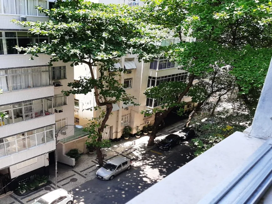 Foto 1 de Apartamento com 1 Quarto à venda, 43m² em Leme, Rio de Janeiro