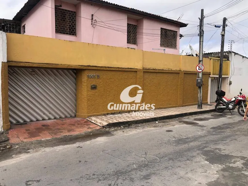 Foto 1 de Casa com 3 Quartos à venda, 154m² em Montese, Fortaleza