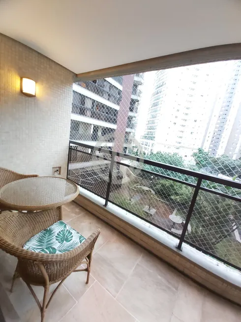 Foto 1 de Apartamento com 2 Quartos para alugar, 120m² em Indianópolis, São Paulo