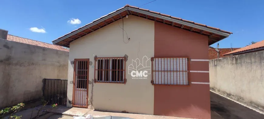 Foto 1 de Casa com 2 Quartos à venda, 70m² em Residencial Coxipo, Cuiabá