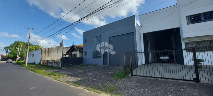 Foto 1 de Galpão/Depósito/Armazém à venda, 247m² em Sarandi, Porto Alegre