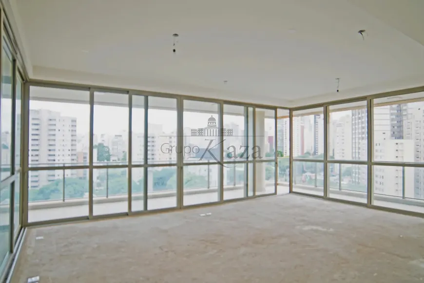 Foto 1 de Apartamento com 4 Quartos à venda, 294m² em Ibirapuera, São Paulo