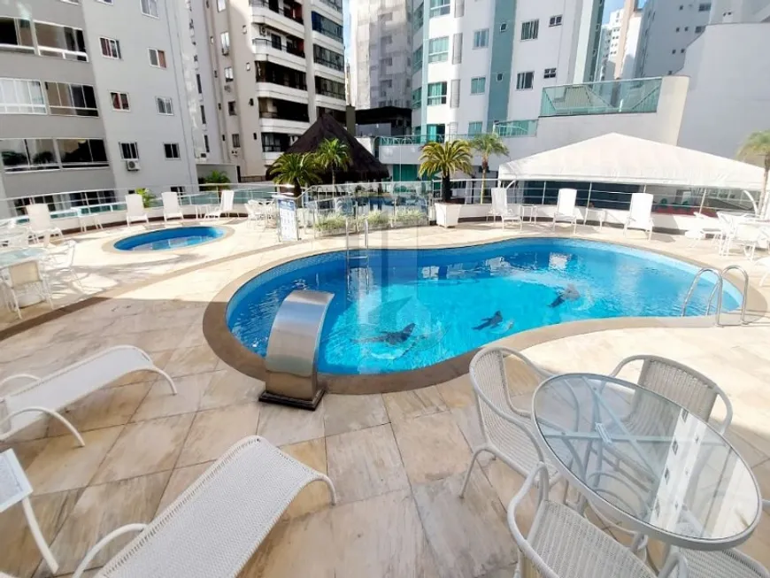 Foto 1 de Apartamento com 3 Quartos à venda, 130m² em Centro, Balneário Camboriú