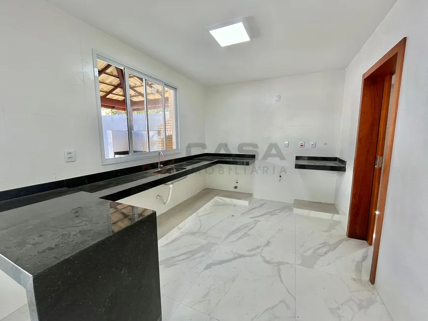 Foto 1 de Casa com 3 Quartos à venda, 300m² em Manguinhos, Serra