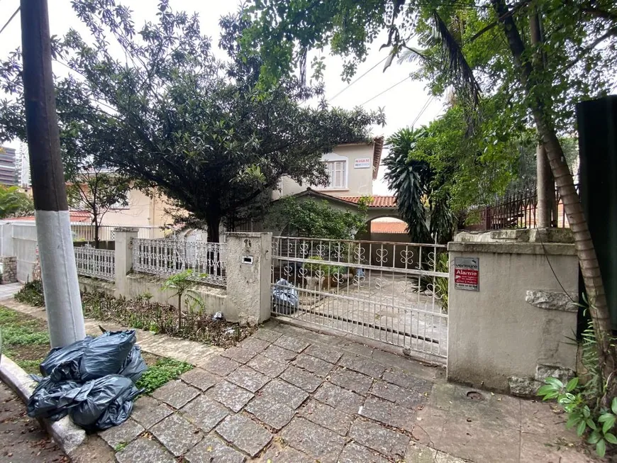 Foto 1 de Casa com 2 Quartos à venda, 300m² em Pacaembu, São Paulo