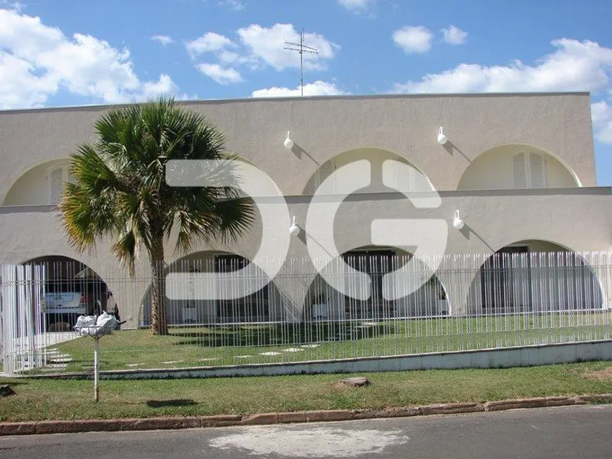 Foto 1 de Imóvel Comercial com 4 Quartos para venda ou aluguel, 800m² em Parque Taquaral, Campinas