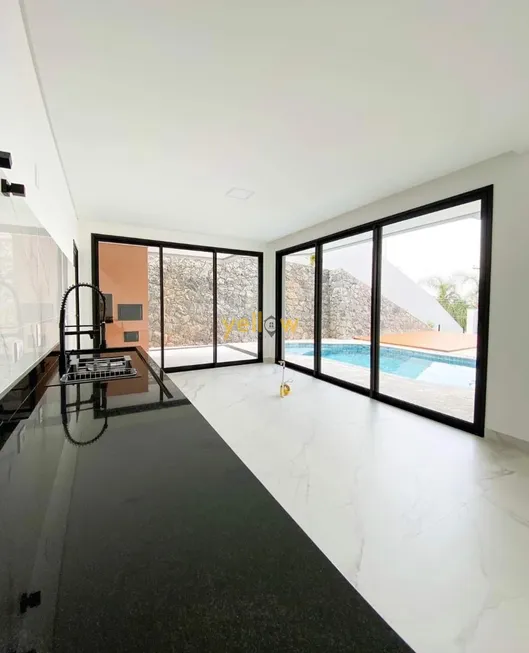 Foto 1 de Casa de Condomínio com 3 Quartos à venda, 355m² em Aruja Hills III, Arujá