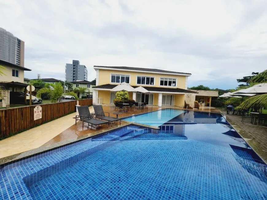 Foto 1 de Casa de Condomínio com 4 Quartos à venda, 237m² em Piatã, Salvador
