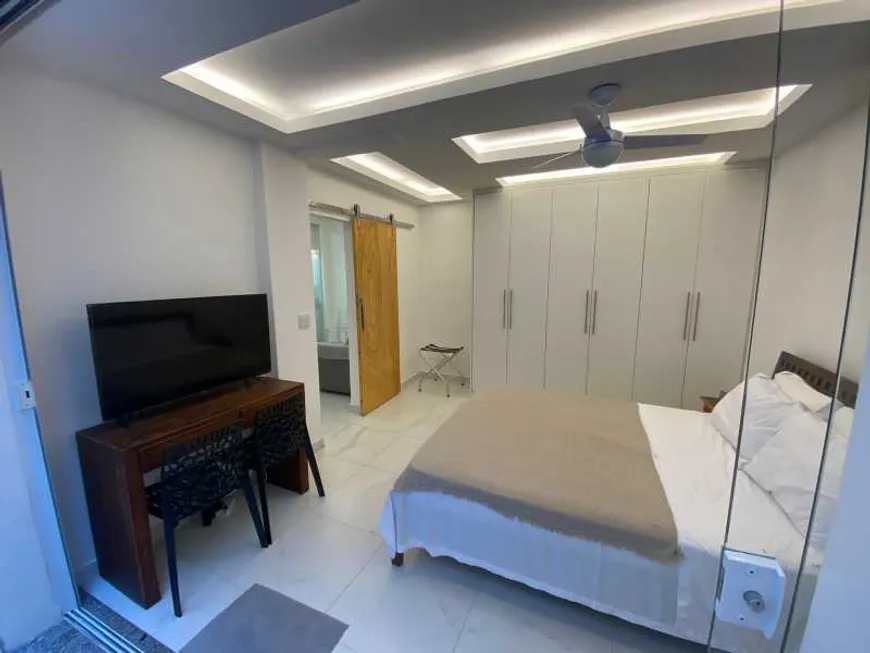 Foto 1 de Apartamento com 1 Quarto à venda, 48m² em Copacabana, Rio de Janeiro