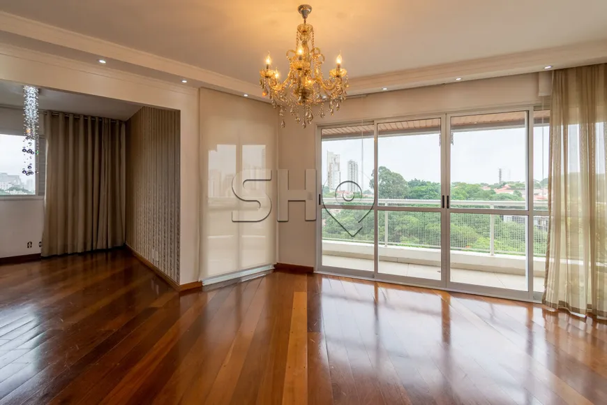 Foto 1 de Cobertura com 2 Quartos para alugar, 190m² em Vila Madalena, São Paulo
