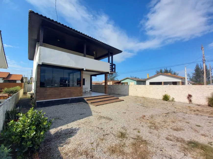 Foto 1 de Casa com 4 Quartos à venda, 300m² em Arroio Do Silva, Balneário Arroio do Silva