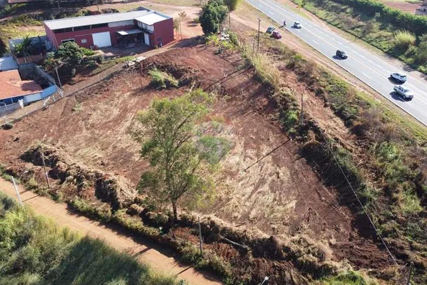 Foto 1 de Lote/Terreno à venda, 2960m² em Parque Brasil, Bragança Paulista