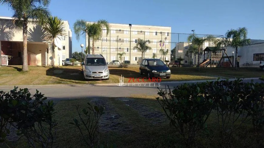 Foto 1 de Apartamento com 2 Quartos à venda, 43m² em Água Chata, Guarulhos