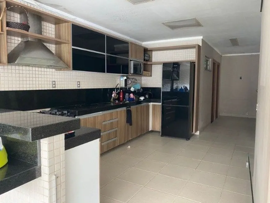 Foto 1 de Casa de Condomínio com 2 Quartos à venda, 450m² em Tarumã, Manaus