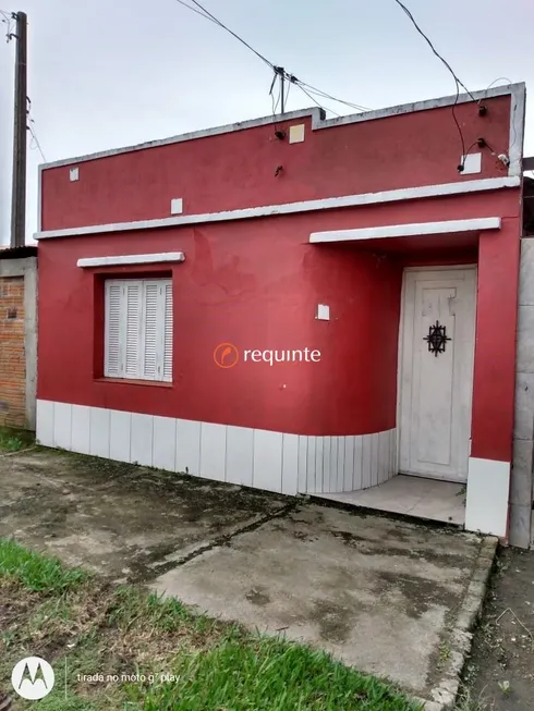 Foto 1 de Casa com 4 Quartos à venda, 140m² em Areal, Pelotas