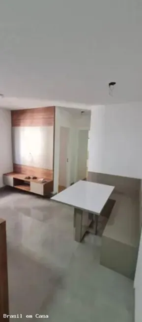 Foto 1 de Apartamento com 2 Quartos à venda, 41m² em Parque São Jorge, São Paulo