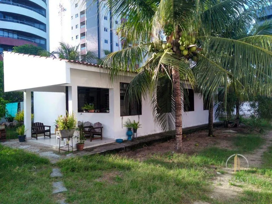 Foto 1 de Lote/Terreno à venda, 704m² em Intermares, Cabedelo