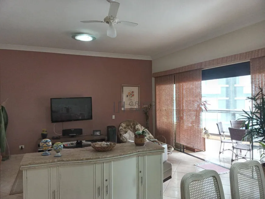 Foto 1 de Apartamento com 4 Quartos para venda ou aluguel, 190m² em Vila Luis Antonio, Guarujá