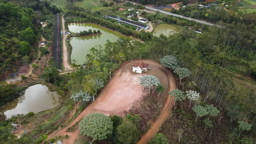 Foto 1 de Fazenda/Sítio à venda, 2000m² em Vitor Hugo, Domingos Martins