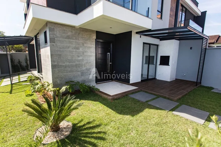 Foto 1 de Casa com 3 Quartos à venda, 152m² em Bom Retiro, Joinville