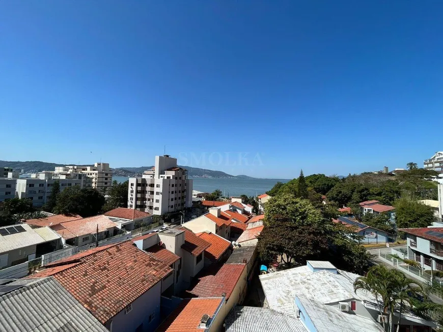 Foto 1 de Cobertura com 3 Quartos à venda, 208m² em Coqueiros, Florianópolis