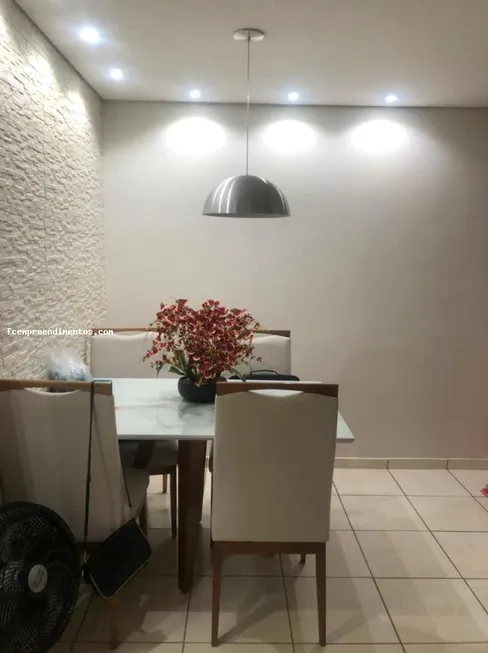 Foto 1 de Apartamento com 2 Quartos à venda, 54m² em Vila Camargo, Limeira