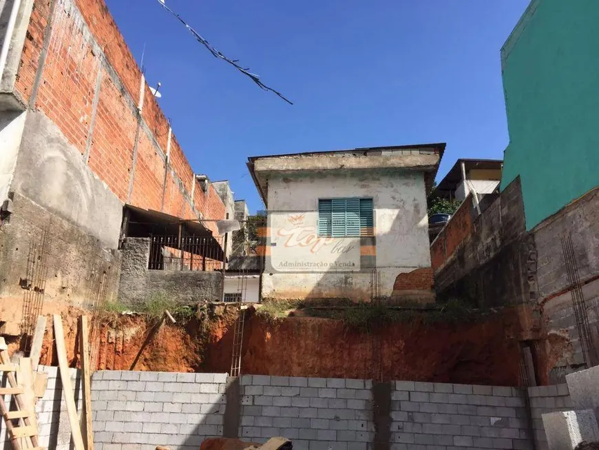 Foto 1 de Casa com 1 Quarto à venda, 250m² em Parque Taipas, São Paulo