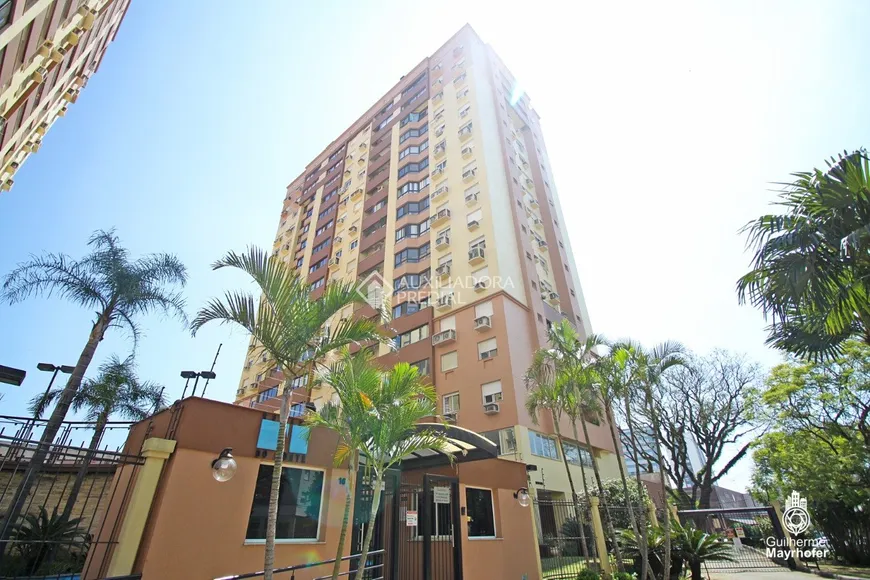 Foto 1 de Apartamento com 3 Quartos à venda, 95m² em Vila Ipiranga, Porto Alegre