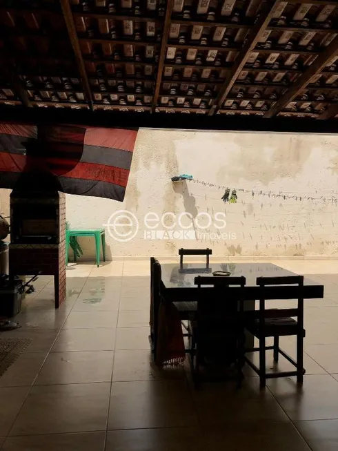 Foto 1 de Casa com 3 Quartos à venda, 170m² em Santa Rosa, Uberlândia