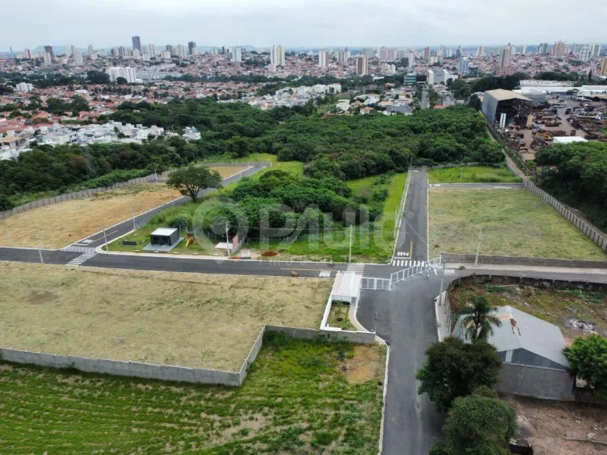 Foto 1 de Lote/Terreno à venda, 251m² em Morumbi, Piracicaba