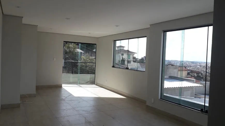 Foto 1 de Apartamento com 3 Quartos à venda, 160m² em Barreiro, Belo Horizonte