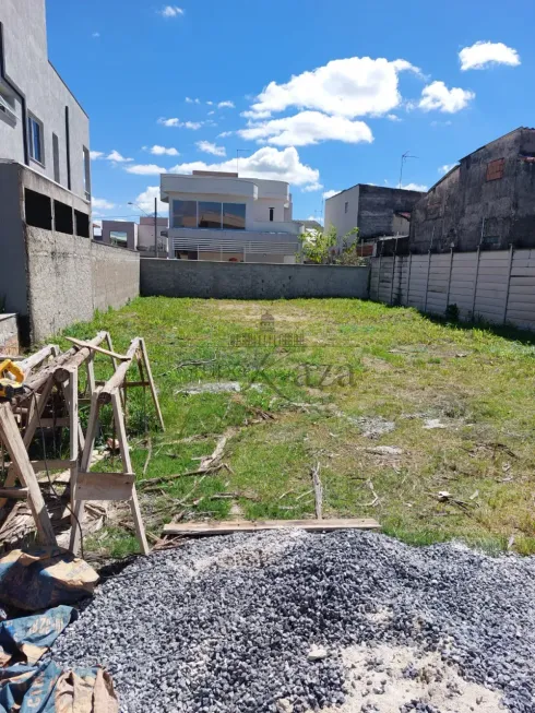 Foto 1 de Lote/Terreno à venda, 392m² em Jardim Jacinto, Jacareí