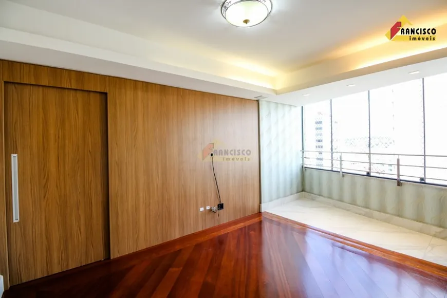 Foto 1 de Apartamento com 3 Quartos à venda, 126m² em Centro, Divinópolis