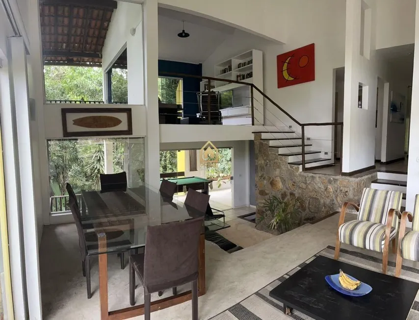 Foto 1 de Casa com 4 Quartos à venda, 500m² em Praia Vermelha Mambucaba, Angra dos Reis