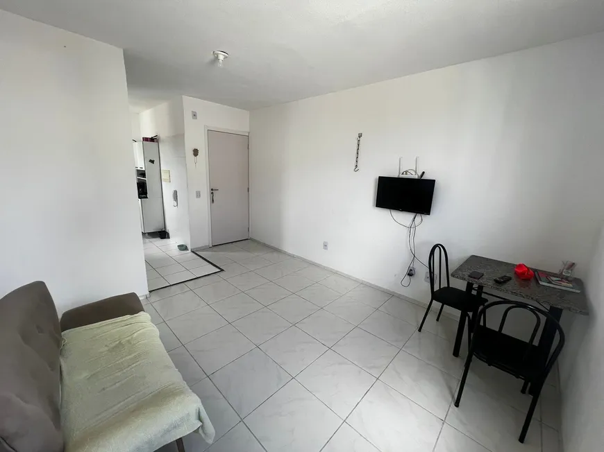 Foto 1 de Apartamento com 2 Quartos à venda, 44m² em Cajazeiras, Fortaleza