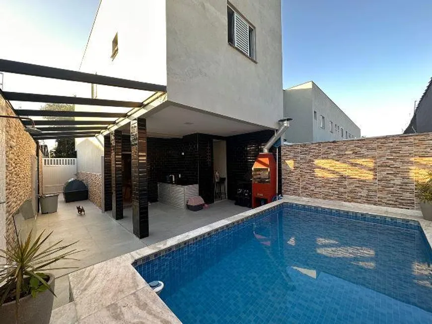 Foto 1 de Casa de Condomínio com 3 Quartos à venda, 96m² em Balneário Gaivotas, Itanhaém