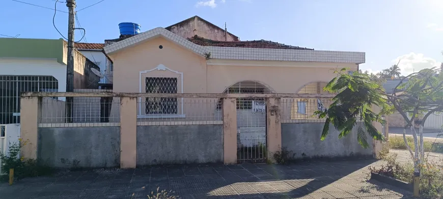 Foto 1 de Casa com 5 Quartos à venda, 246m² em Bairro Novo, Olinda