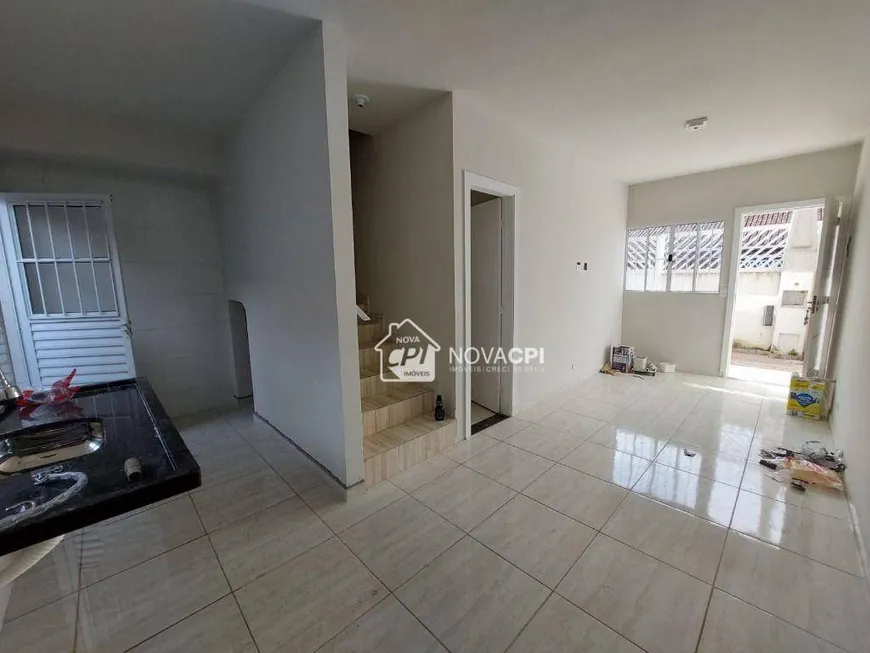 Foto 1 de Sobrado com 2 Quartos à venda, 74m² em Vila Caicara, Praia Grande