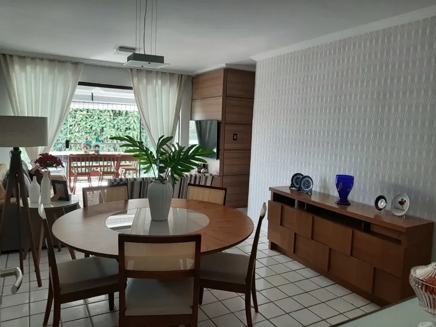 Foto 1 de Apartamento com 3 Quartos à venda, 126m² em Campo Grande, Recife