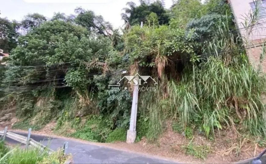 Foto 1 de Lote/Terreno à venda, 600m² em Estrada da Saudade, Petrópolis