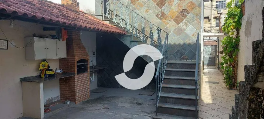 Foto 1 de Casa com 2 Quartos à venda, 117m² em Fonseca, Niterói