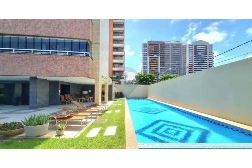 Foto 1 de Cobertura com 4 Quartos à venda, 180m² em Meireles, Fortaleza