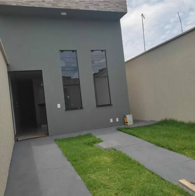 Foto 1 de Casa com 2 Quartos à venda, 90m² em Parque Olímpico, Mogi das Cruzes
