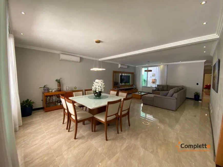 Foto 1 de Casa de Condomínio com 4 Quartos à venda, 313m² em Taquara, Rio de Janeiro