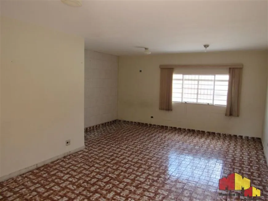 Foto 1 de Casa com 2 Quartos à venda, 270m² em Vila Santa Isabel, São Paulo